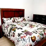 Apartamento De Lujo En Edificio Zafiro, Benidorm
