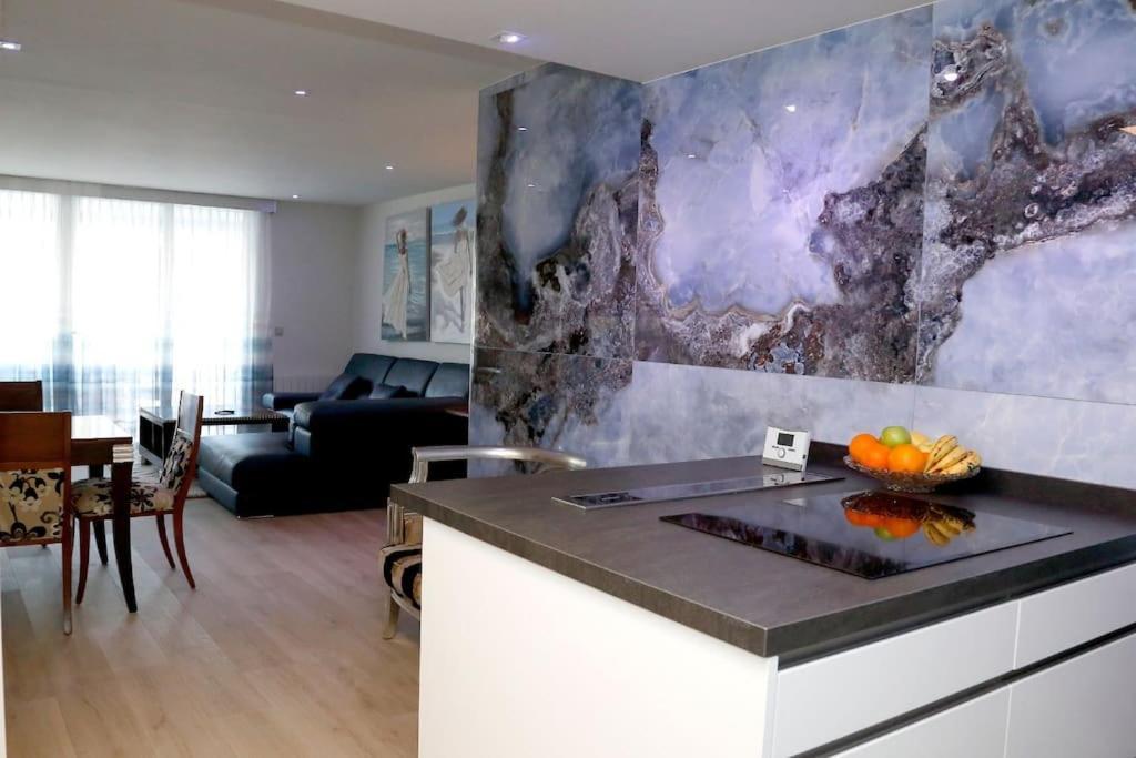 Apartment De Lujo En Edificio Zafiro, *